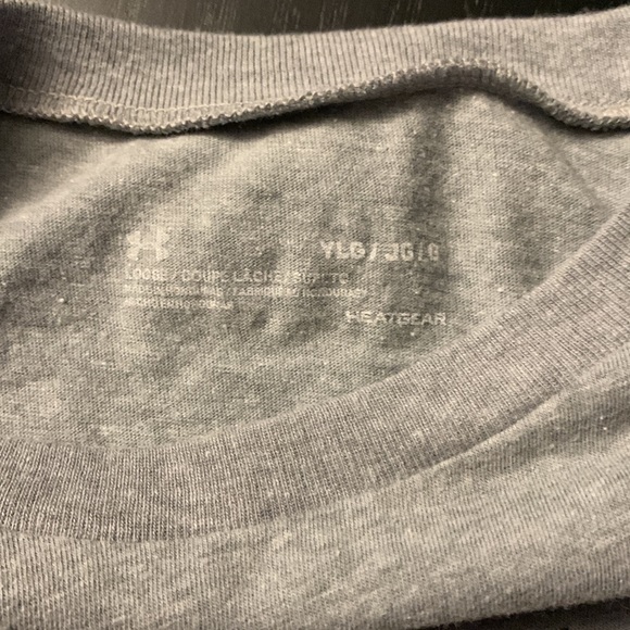 Underamour t shirt size YL - Picture 2 of 4